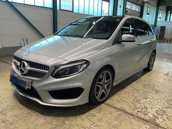 2015 Mercedes-Benz B-Klasse B 250 AMG Line