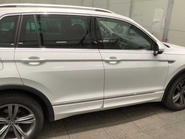 2020 Volkswagen Tiguan 2.0 TDI Highline 4Motion BlueMotion - Image 11