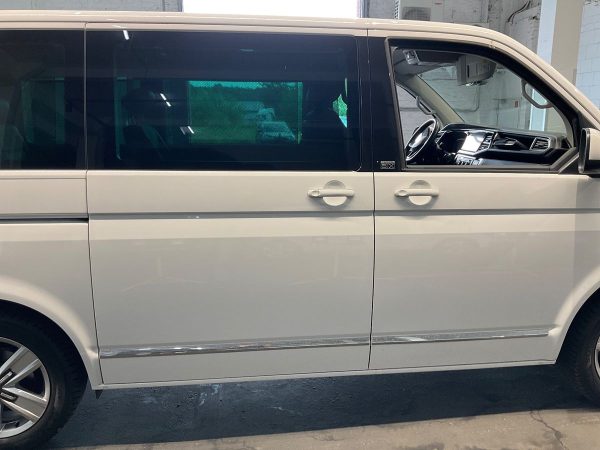 2021 Volkswagen T6 Multivan 2.0 TDI Generation Six FWD - Image 11