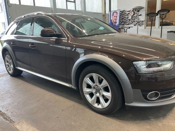 2014 Audi A4 Allroad 2.0 TDI - Image 9