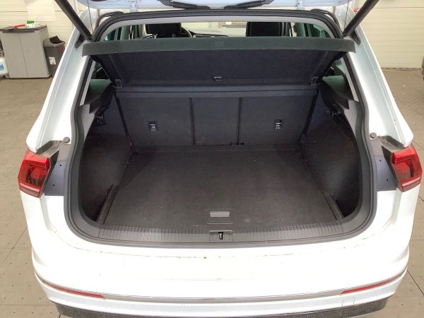 2020 Volkswagen Tiguan 2.0 TDI Highline 4Motion BlueMotion - Image 6