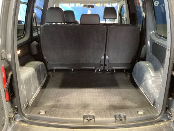 2018 Volkswagen Caddy 2.0 TDI Kombi EcoProfi BlueMotion - Image 6