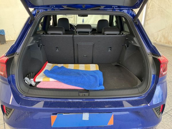 2019 Volkswagen T-Roc 2.0 TSI R 4Motion - Image 6