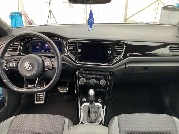 2019 Volkswagen T-Roc 2.0 TSI R 4Motion - Image 4