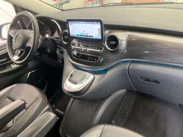 2021 Mercedes-Benz V-Klasse V 300 d AVANTGARDE EDITION 19 lang - Image 5