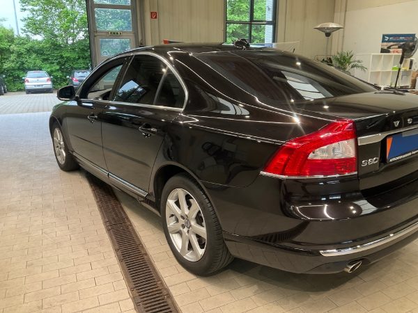 2016 Volvo S80 2.0 D4 Summum - Image 9