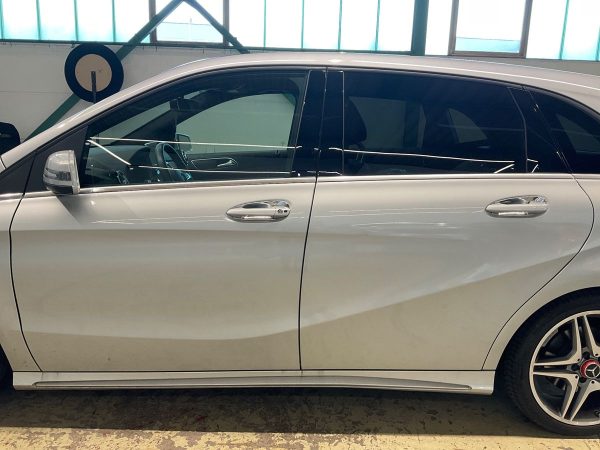 2015 Mercedes-Benz B-Klasse B 250 AMG Line - Image 18