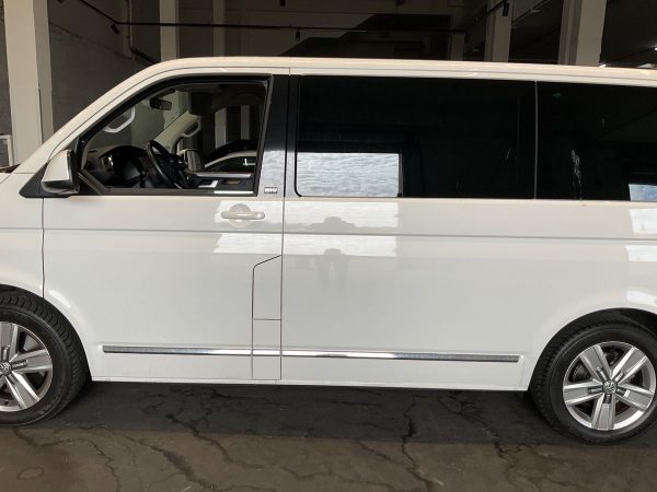 2021 Volkswagen T6 Multivan 2.0 TDI Generation Six FWD - Image 17