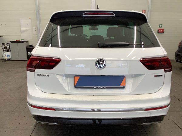 2020 Volkswagen Tiguan 2.0 TDI Highline 4Motion BlueMotion - Image 14