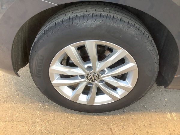 2019 Volkswagen Touran 2.0 TDI Comfortline BlueMotion Tech - Image 12