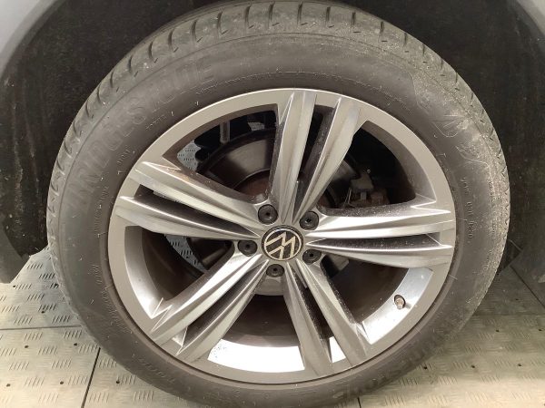 2020 Volkswagen Tiguan 2.0 TDI Highline 4Motion BlueMotion - Image 12