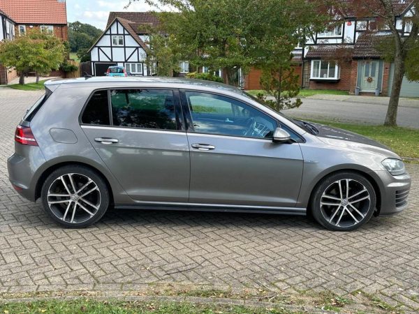 2016 Volkswagen Golf 2.0 TDI BlueMotion Tech GTD DSG Euro 6 - Image 28