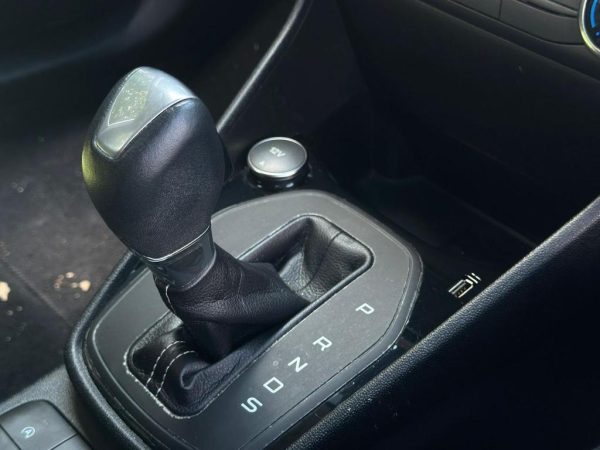 2019 Ford Fiesta 1.0T EcoBoost Auto 5dr Petrol - Image 10