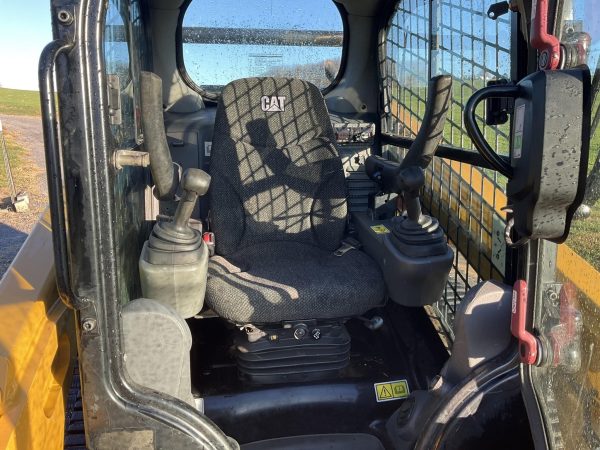 2019 Caterpillar 259D Skid Steer 1320 hours - Image 16