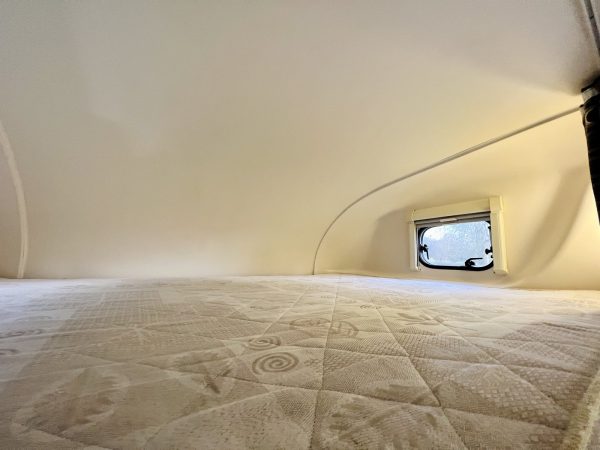 2011 Fiat Ducato Bessacarr E435 Luxury 4 Berth Motorhome - Image 37