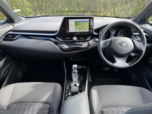 2021 Toyota C-hr 2.0 VVT-h Design CVT - Image 21