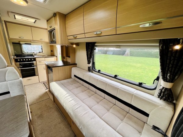 2011 Fiat Ducato Bessacarr E435 Luxury 4 Berth Motorhome - Image 34