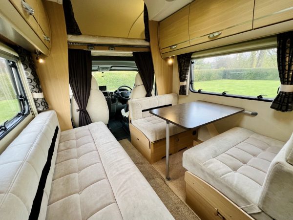 2011 Fiat Ducato Bessacarr E435 Luxury 4 Berth Motorhome - Image 18