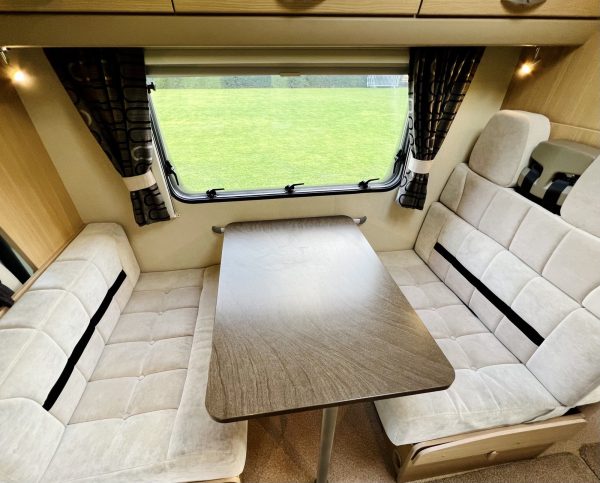 2011 Fiat Ducato Bessacarr E435 Luxury 4 Berth Motorhome - Image 11