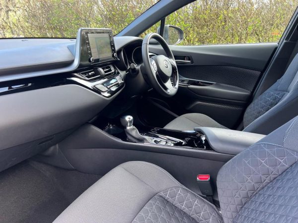 2021 Toyota C-hr 2.0 VVT-h Design CVT - Image 13